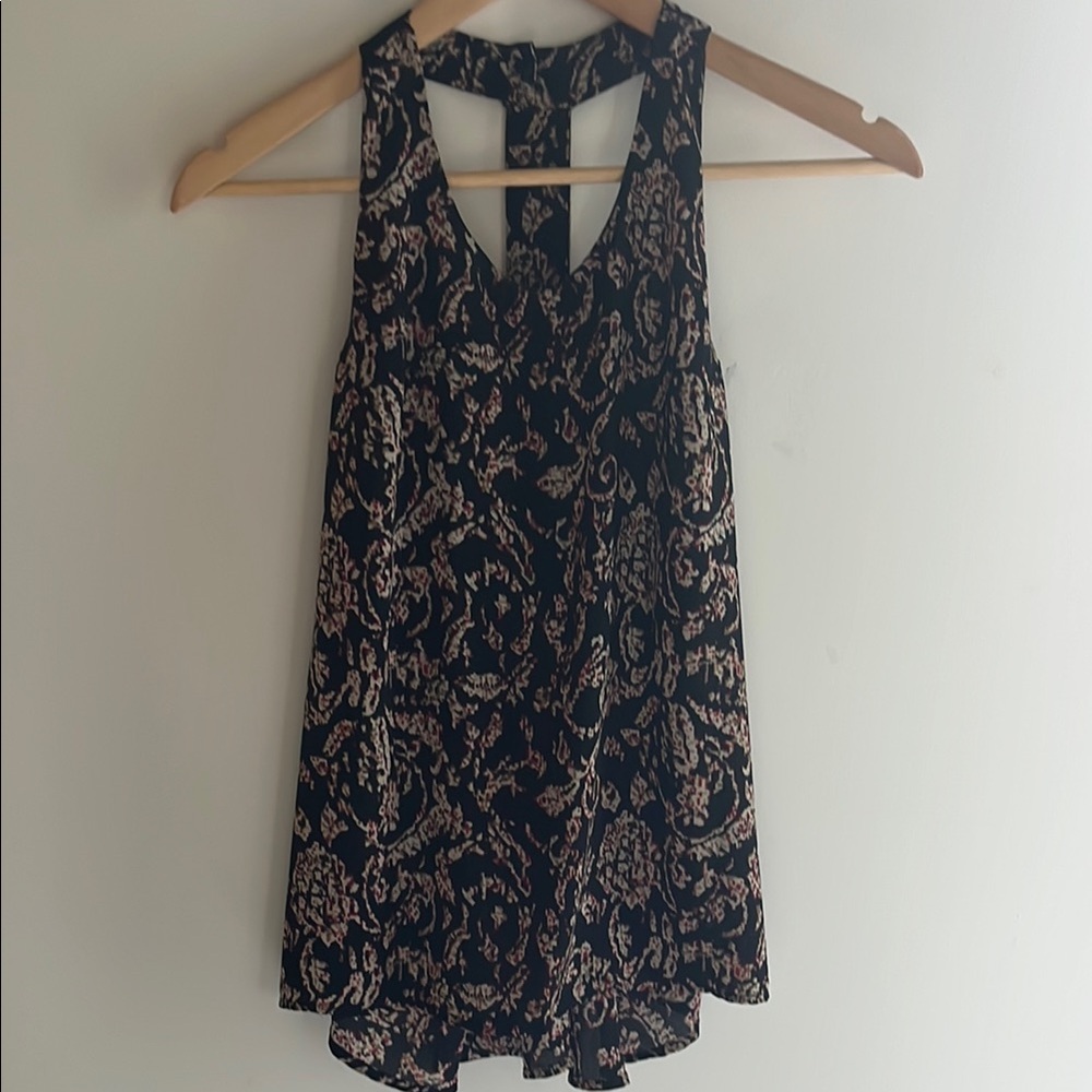 ASTR Sleeveless Patterned Blouse with Sequins
